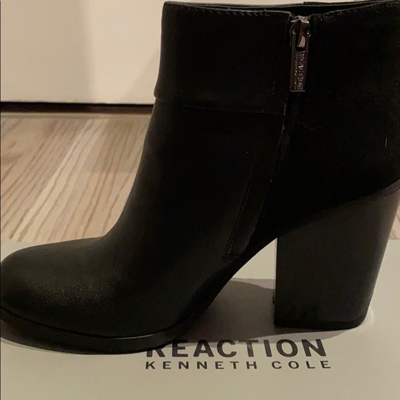 Brand New Kenneth Cole Booties - Picture 2 of 7